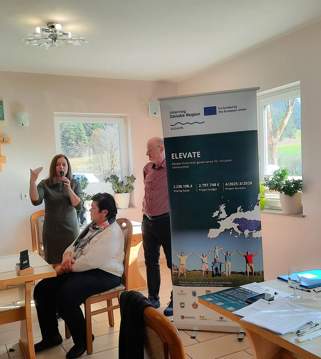 Ko se generacije povezujejo: v Srcu Slovenije se v okviru projekta ELEVATE začenjajo medgeneracijske aktivnosti