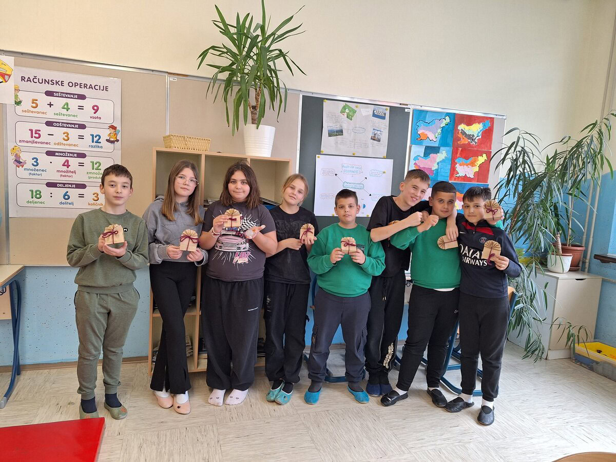 Na Osnovni šoli Marije Vere so ustvarjali z volno