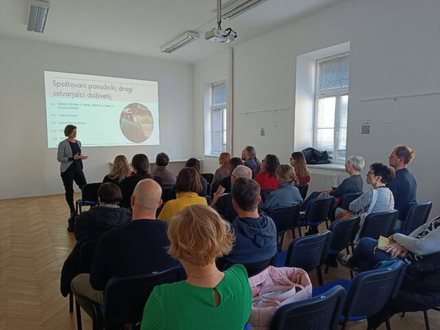 Dogodek o digitalizaciji turizma na podeželju povezal ponudnike in prinesel konkretne digitalne rešitve