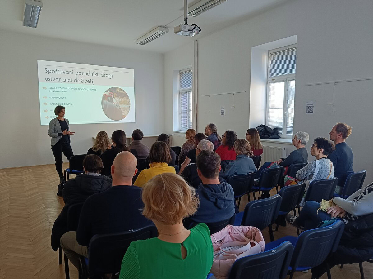 Dogodek o digitalizaciji turizma na podeželju povezal ponudnike in prinesel konkretne digitalne rešitve